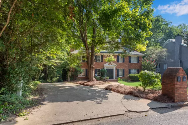 Sandy Springs, GA 30350,8975 Carroll Manor