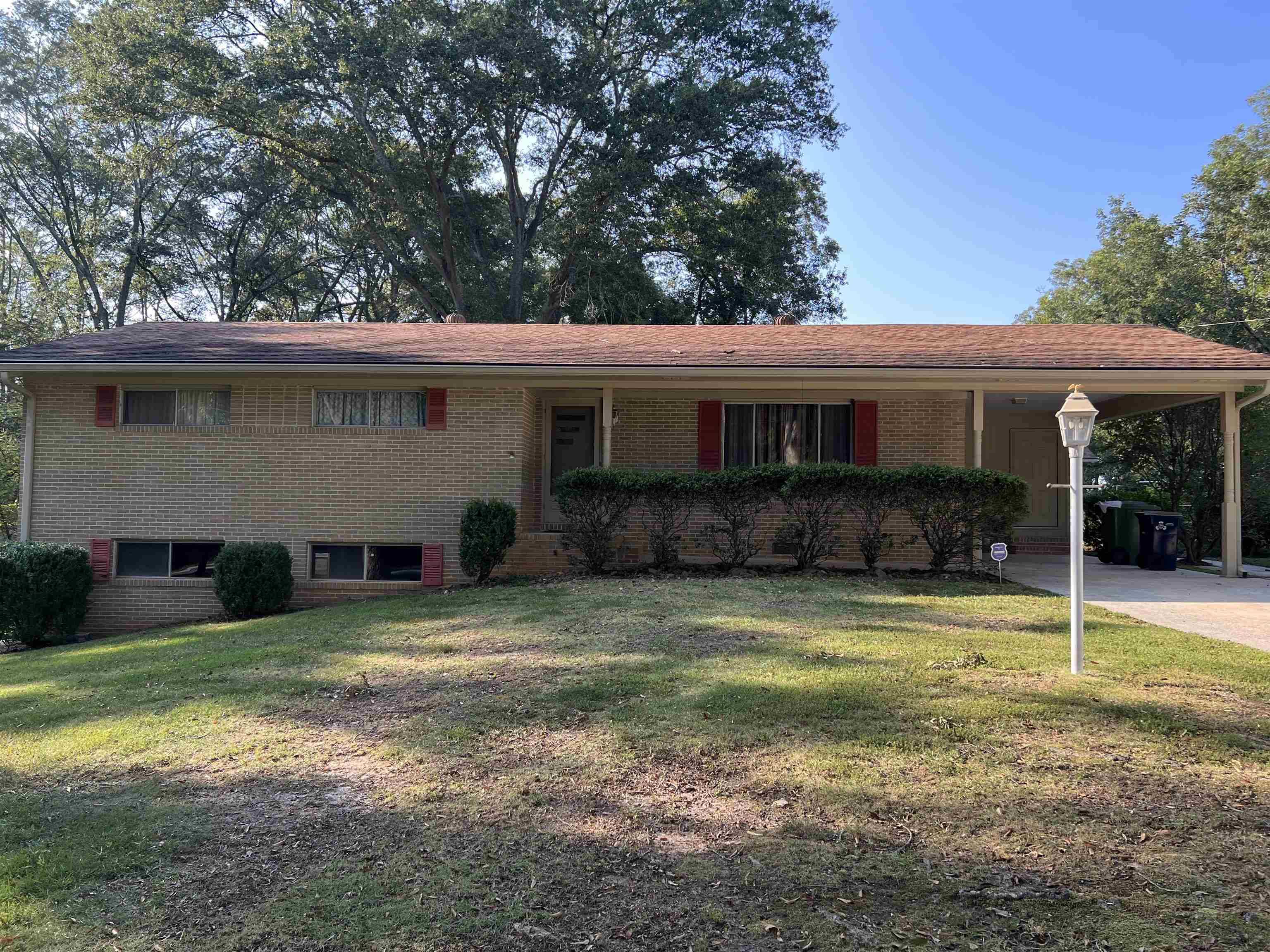 1667 W Poplar St., Griffin, GA 30224