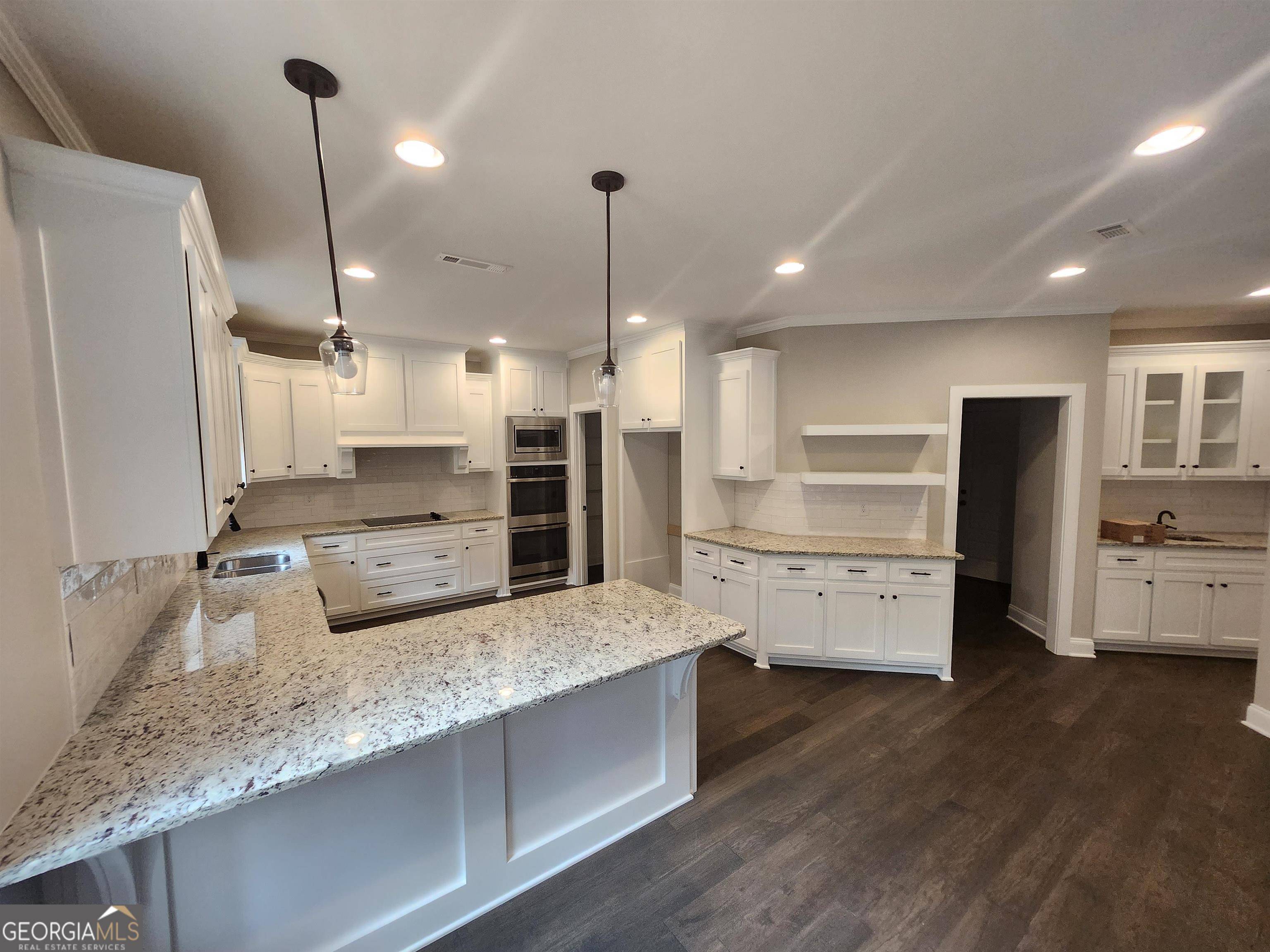 Jefferson, GA 30549,530 Summit View DR #18