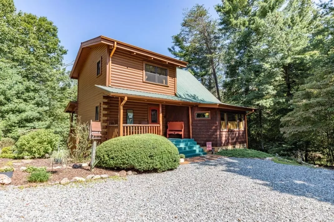 Morganton, GA 30560,45 Bear Pause RD