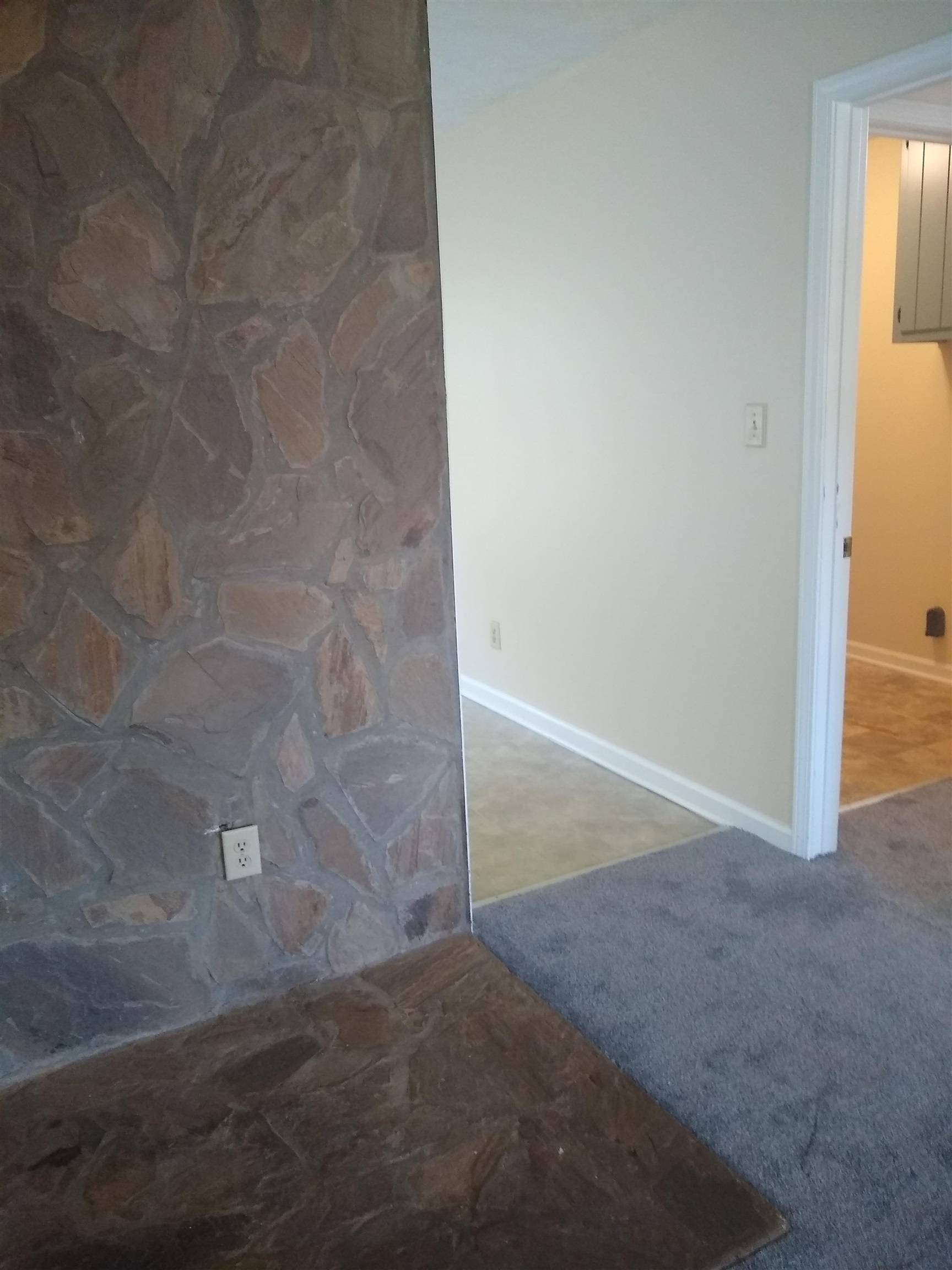 Stockbridge, GA 30281,265 Helen LN