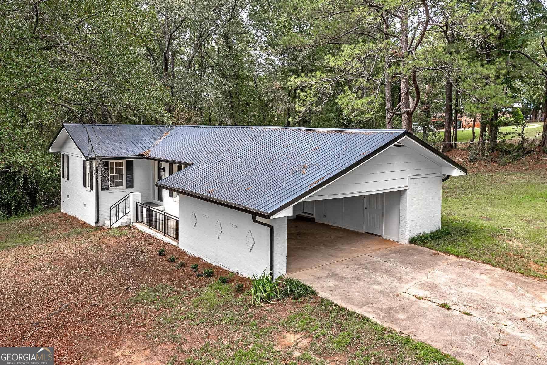 Jackson, GA 30233,266 Valley RD