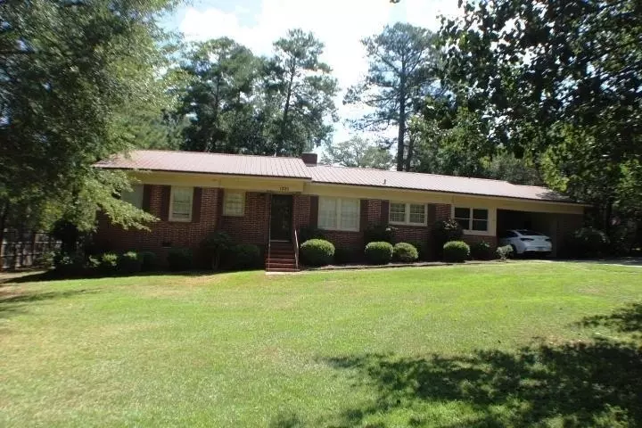 1205 Greenway, Dublin, GA 31021