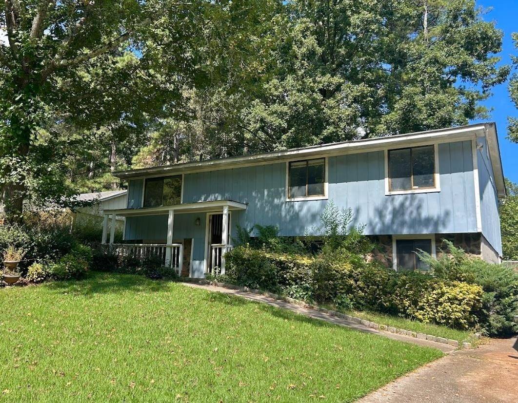 4335 Lincolndale DR, Ellenwood, GA 30294