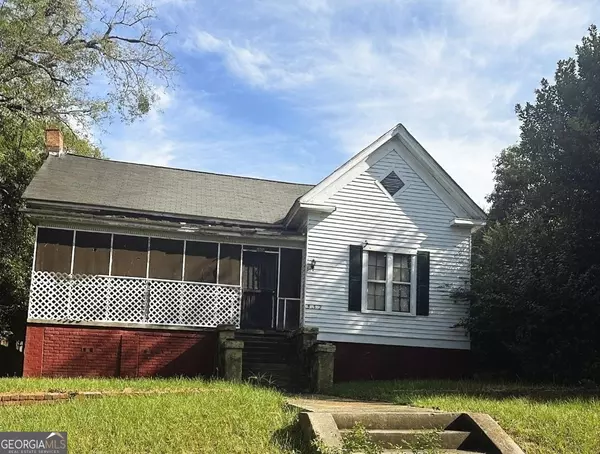 532 Woolfolk, Macon, GA 31217