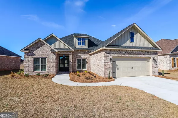 108 Woodwinds Court, Kathleen, GA 31047