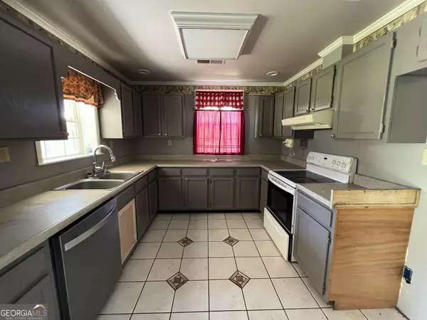 East Dublin, GA 31027,867 Lamar Jones RD