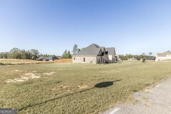 Lizella, GA 31052,241 Lannington DR