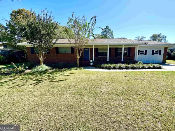 2427 Madison DR, Tifton, GA 31793