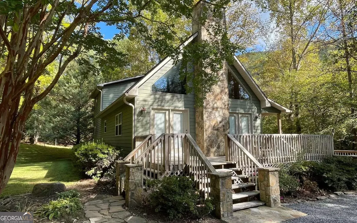 Hayesville, NC 28904,9892 Tusquittee RD