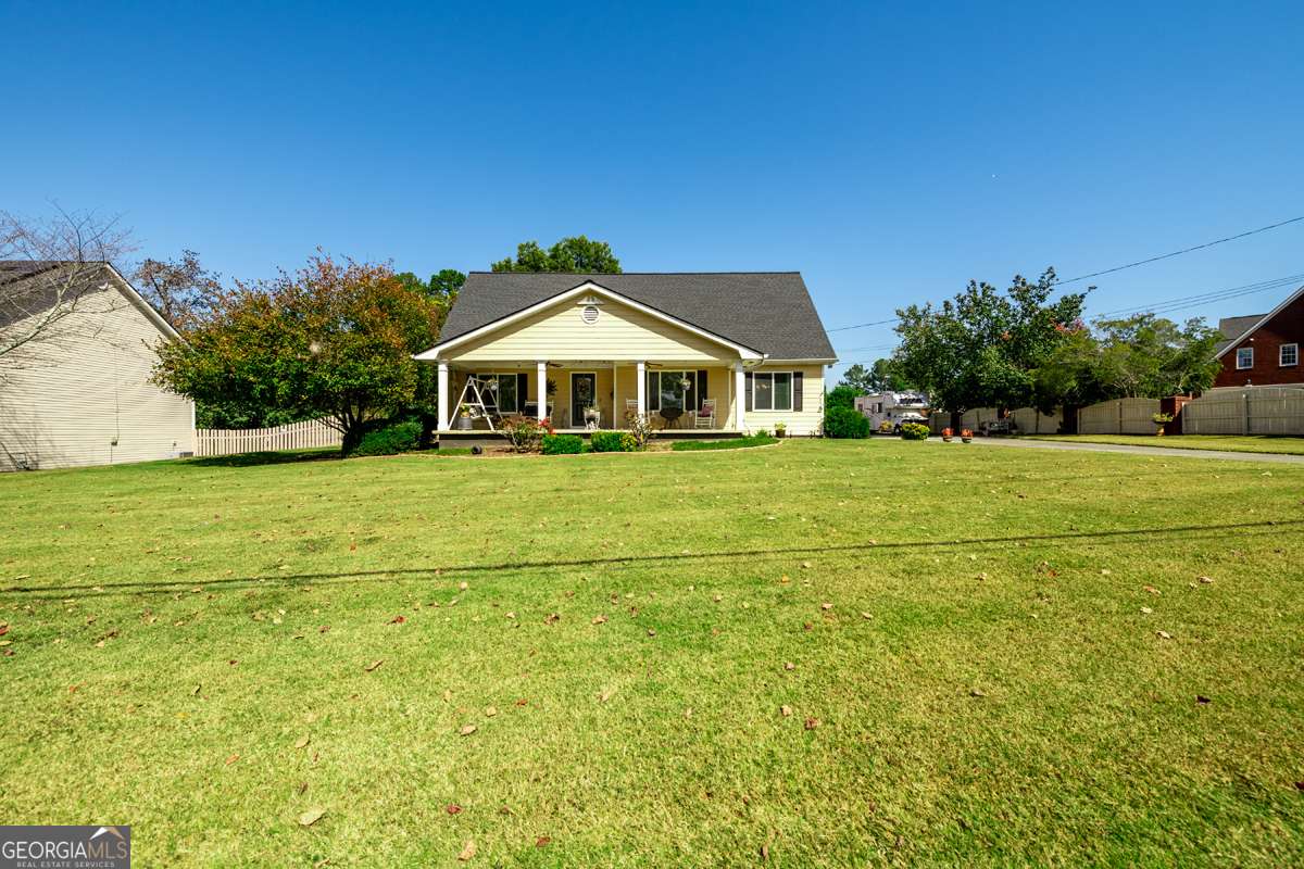 1910 Bennett RD, Grayson, GA 30017