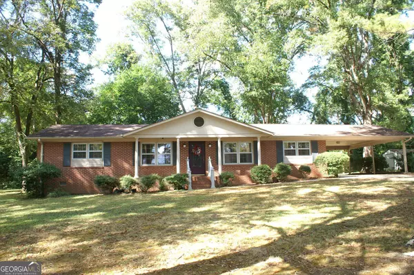 208 Barnes ST, Union Point, GA 30669