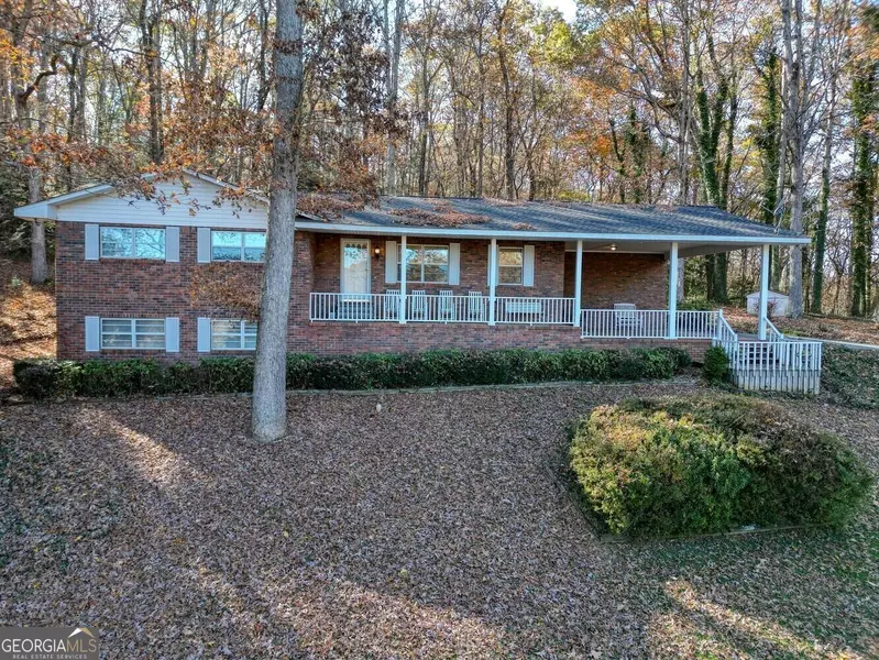 181 Pope LNDG, Blairsville, GA 30512