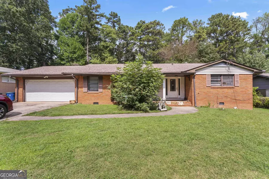 573 Lance LN, Riverdale, GA 30274