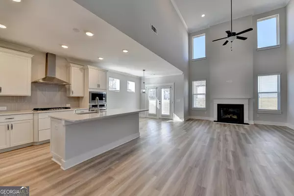 Hoschton, GA 30548,60 Table Rock CT