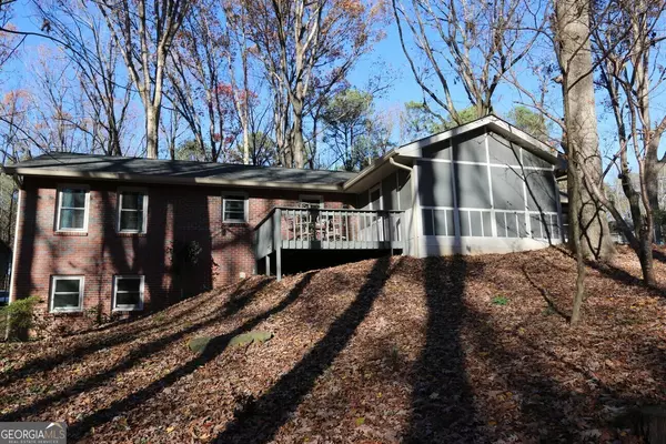 Lawrenceville, GA 30043,1733 Azalea DR