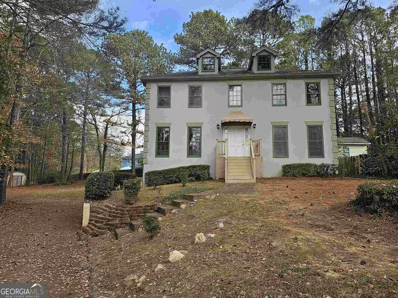 911 David DR, Lawrenceville, GA 30046