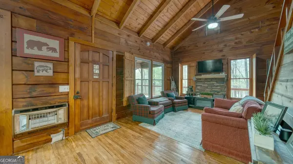 173 Moss Cove RD Blairsville, GA 30512