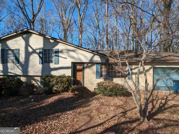 7318 Mockingbird CT, Riverdale, GA 30274