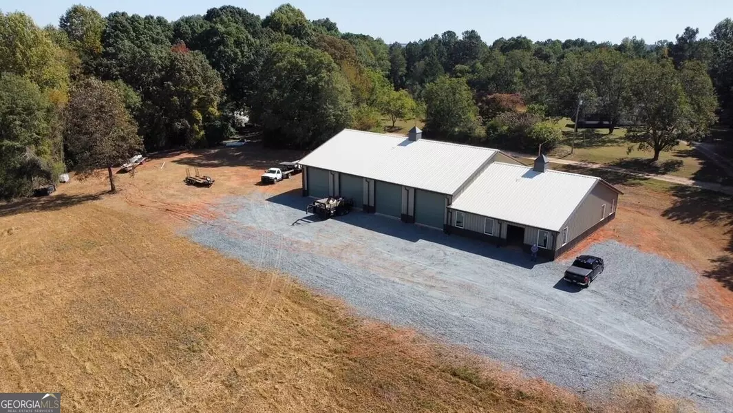 2224 Gumlog RD, Lavonia, GA 30553