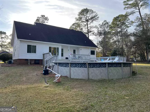 Eastman, GA 31023,6424 Cedar DR