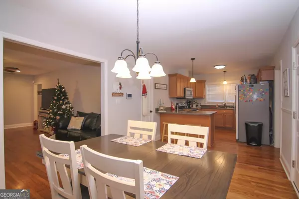 Hawkinsville, GA 31036,35 S Wood ST