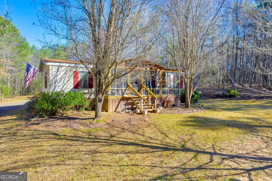 1544 Ridgeland RD, Eastanollee, GA 30538