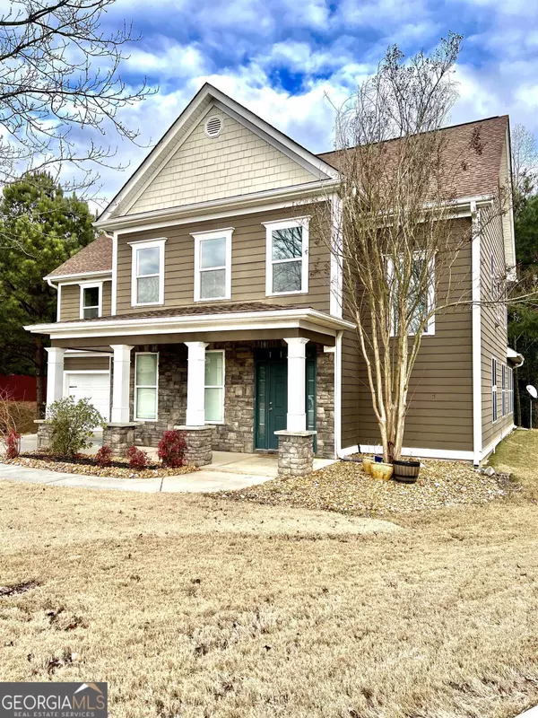 150 Lindsey TER, Fayetteville, GA 30214