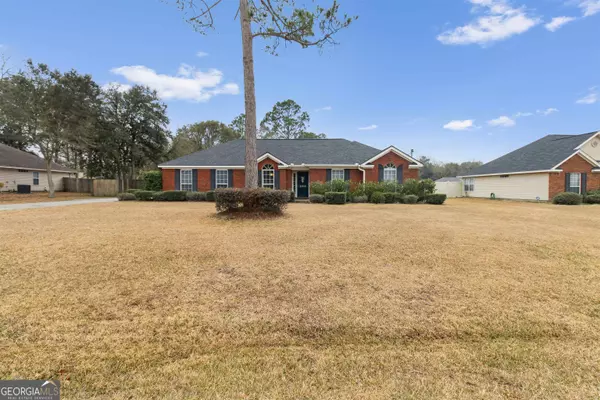 105 Joshua CIR, Ellabell, GA 31308