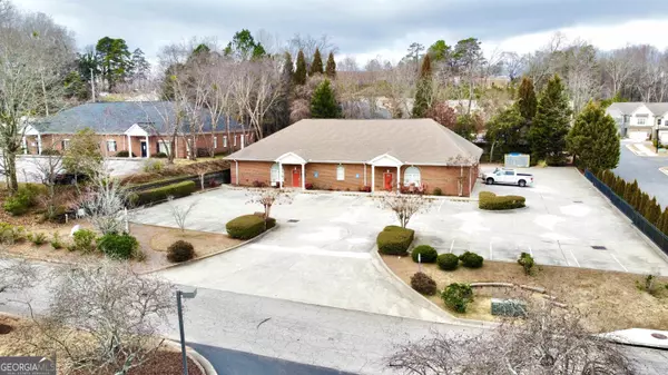 961 NE Smoky Mountain Springs Lane, Gainesville, GA 30501