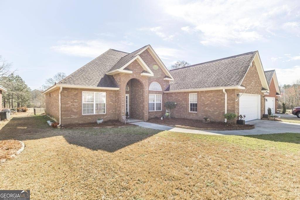 619 Links View DR, Bonaire, GA 31005