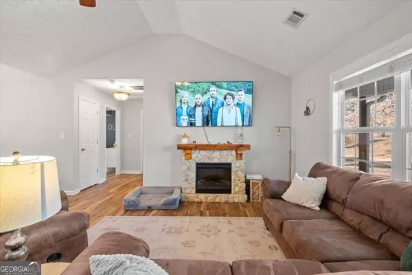 Barnesville, GA 30204,166 Fellowship DR