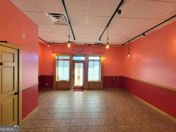 Woodstock, GA 30188,1700 River Park BLVD #103