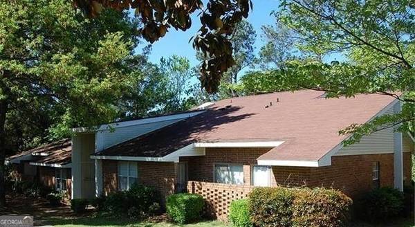106 A Westcliff CIR,  Warner Robins,  GA 31093