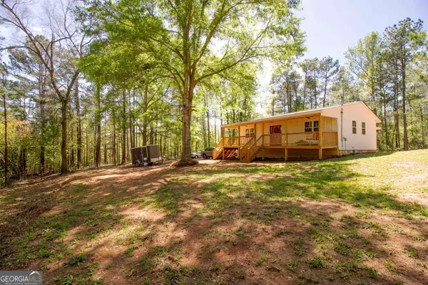 2010 Dixon Rd, Roberta, GA 31078