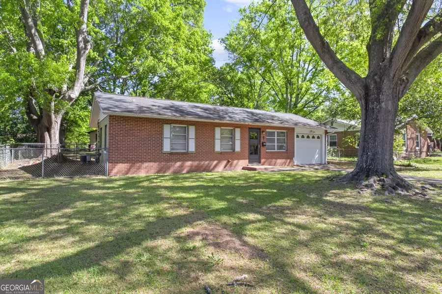 2559 Burbank, Macon, GA 31206