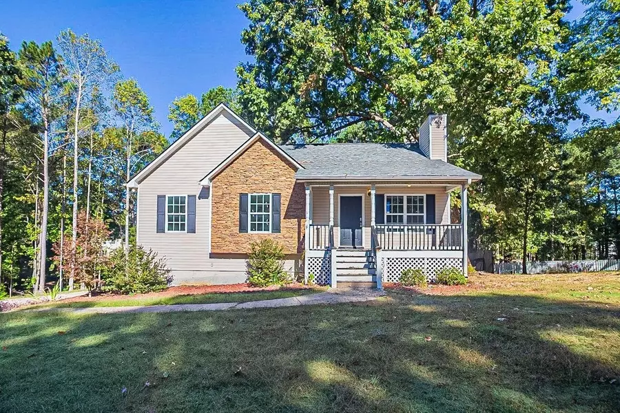 152 Greatwood, White, GA 30184