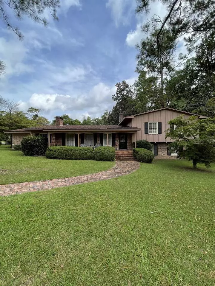 Mcrae-helena, GA 31055,158 W Graham