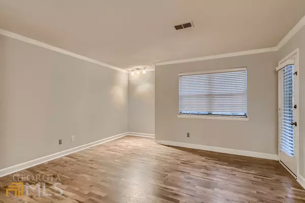 Sandy Springs, GA 30350,107 Barrington Hills