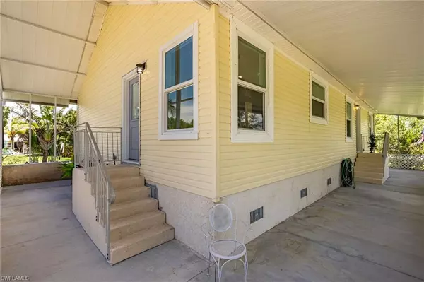 Bokeelia, FL 33922,7256 Victory RD