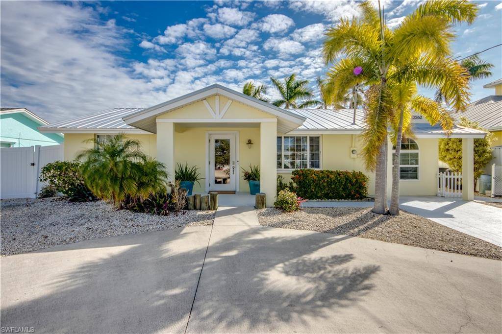 12262 Boat Shell DR, Matlacha Isles, FL 33991