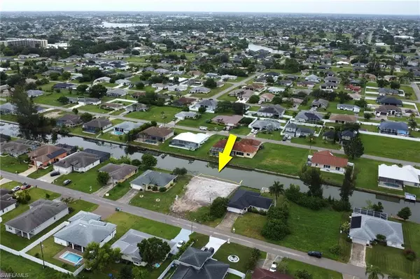Cape Coral, FL 33990,407 SE 16th ST