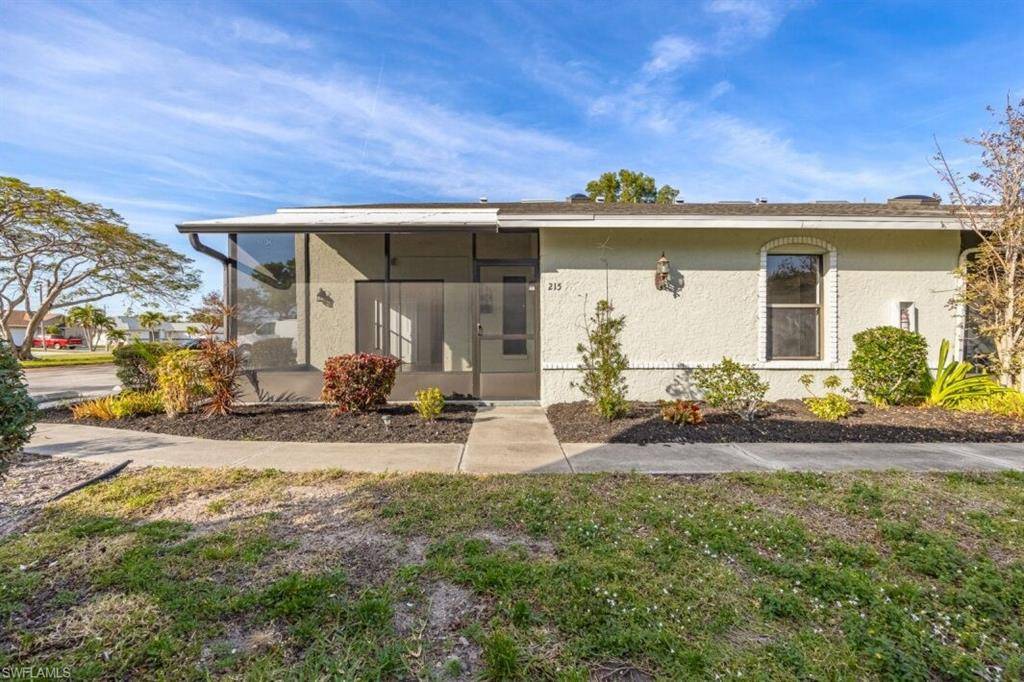 5113 SW 15th PL #215, Cape Coral, FL 33914
