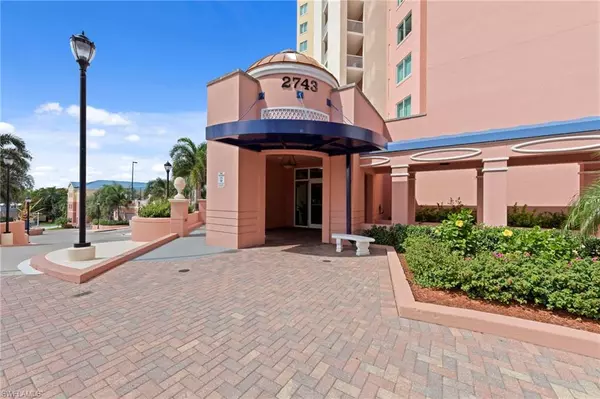 Fort Myers, FL 33916,2743 1st ST #505