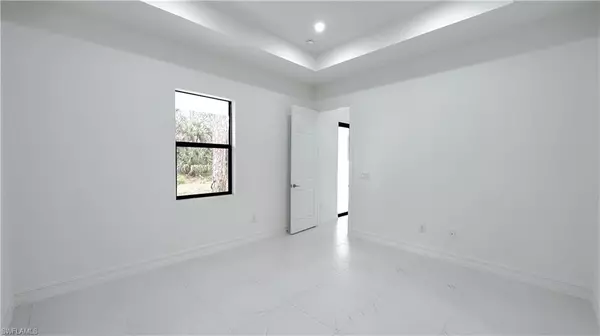 Naples, FL 34117,1845 Della DR