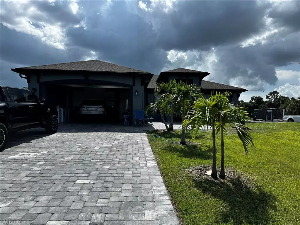 North Fort Myers, FL 33917,19781 Woodbridge LN