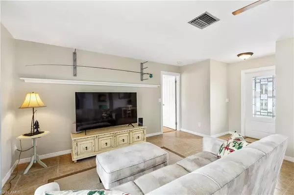 Bokeelia, FL 33922,5258 Genesee PKWY