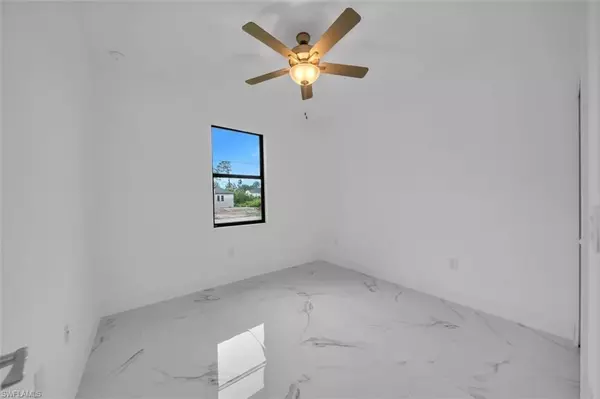 Lehigh Acres, FL 33974,224 Lomax AVE S