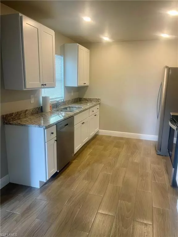 Fort Myers, FL 33916,3870 Washington AVE
