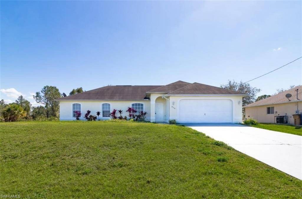 926 Plantation RD, Lehigh Acres, FL 33974